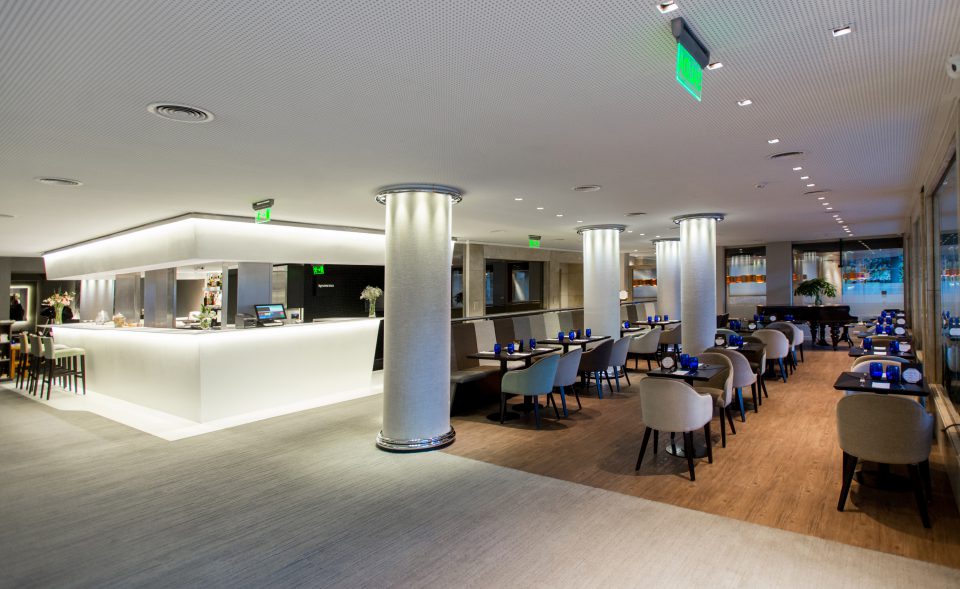 Windsor Hotel & Tower Windsor Bar